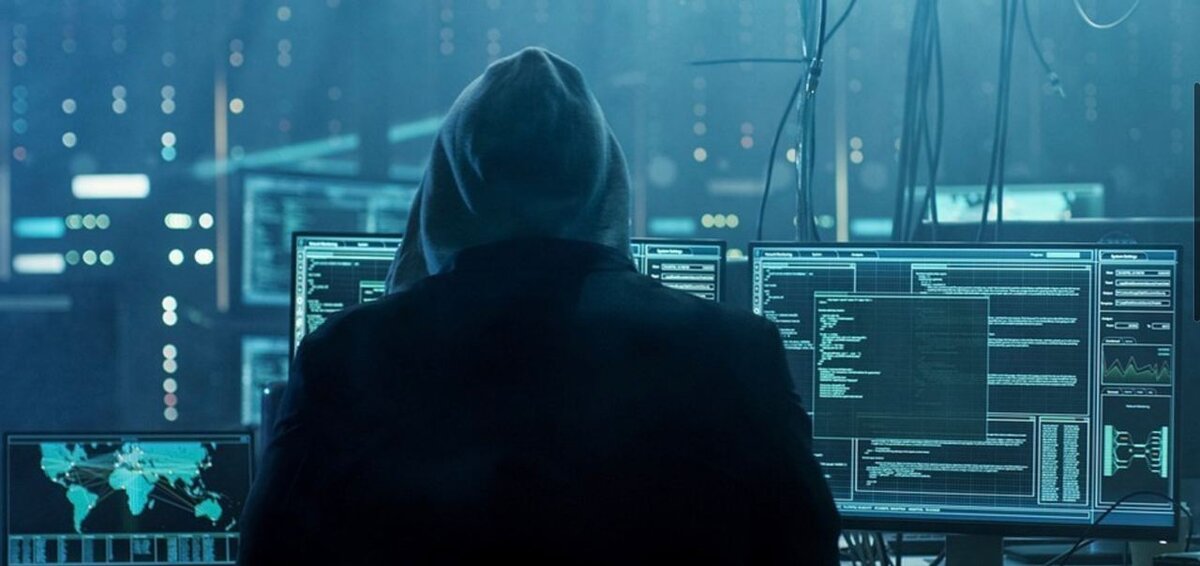 Хакеры группировки Anonymous взяли на себя ответственность за взлом 