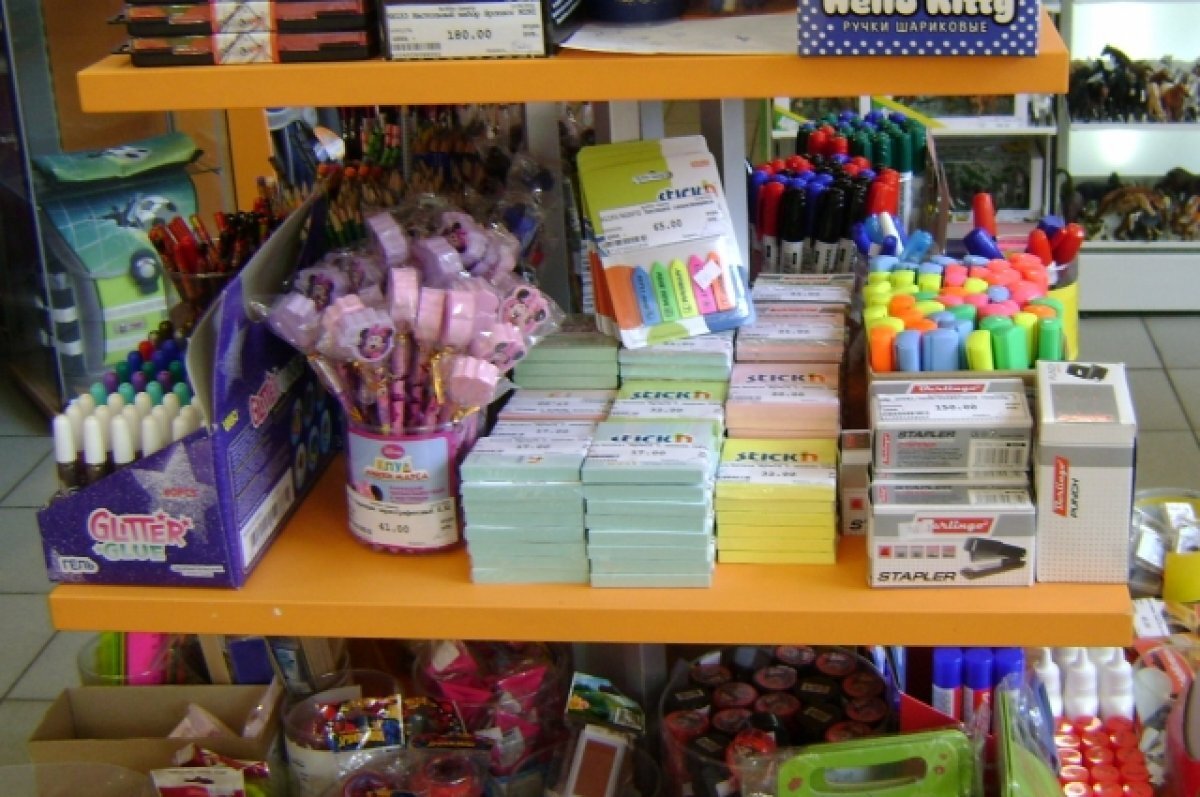    Тетради и альбомы.