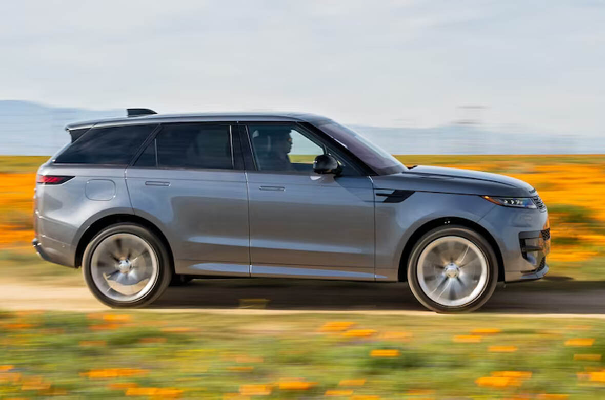 Первый тест Range Rover Sport SE Dynamic: оправдает ли он слово “Sport” в  названии? | WestMotors АВТО, МОТО ПОД ЗАКАЗ | Дзен