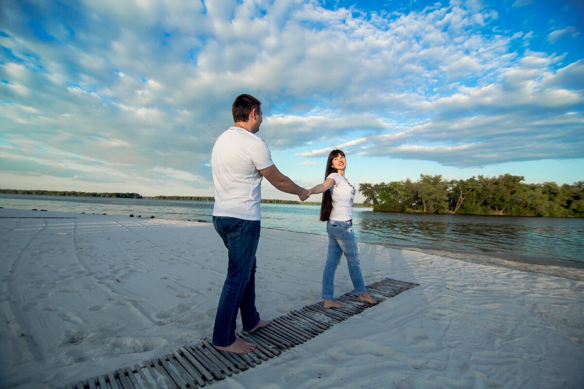 Волнение и свидание.