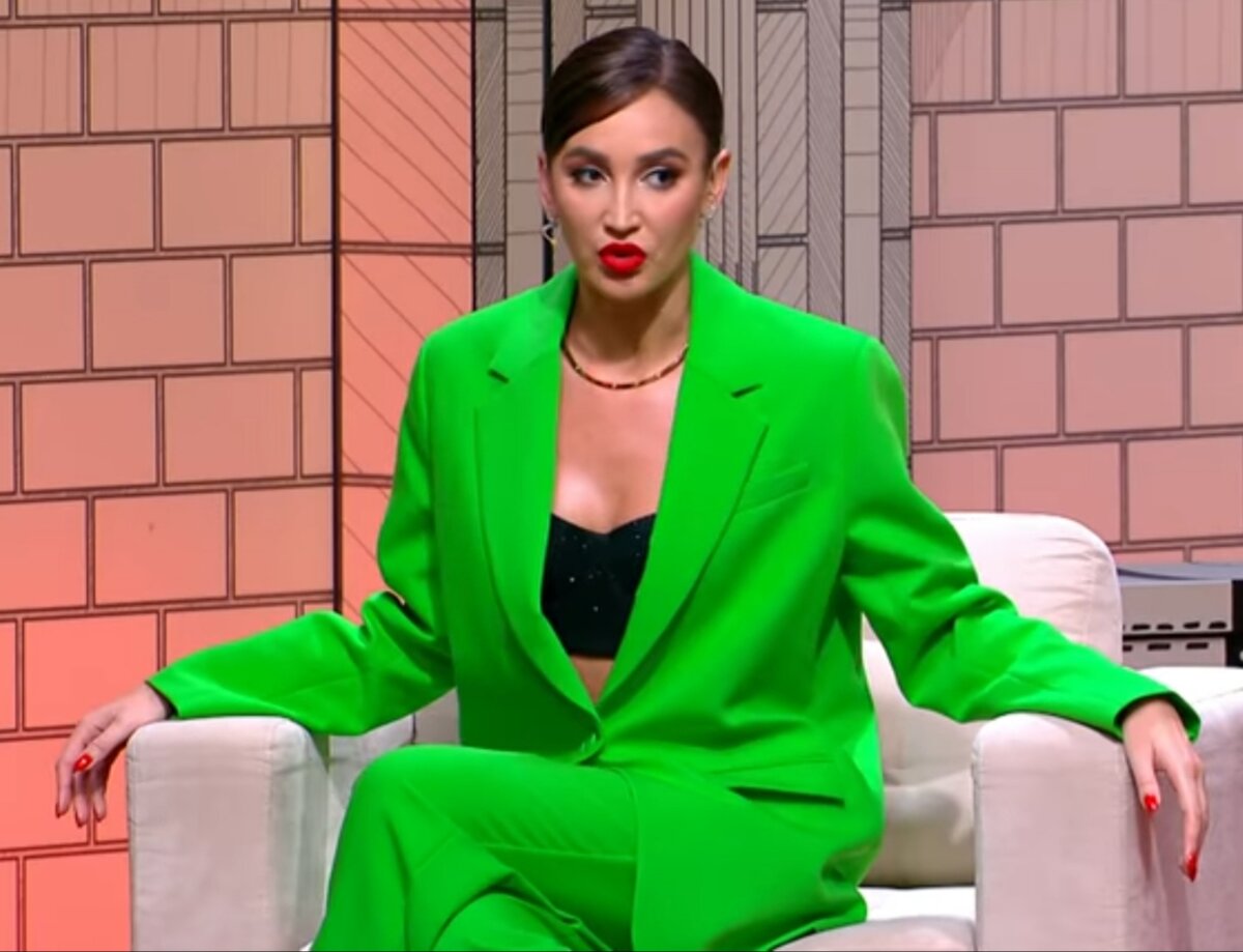 Кадр из передачи "Модный приговор" на 1-ом канале