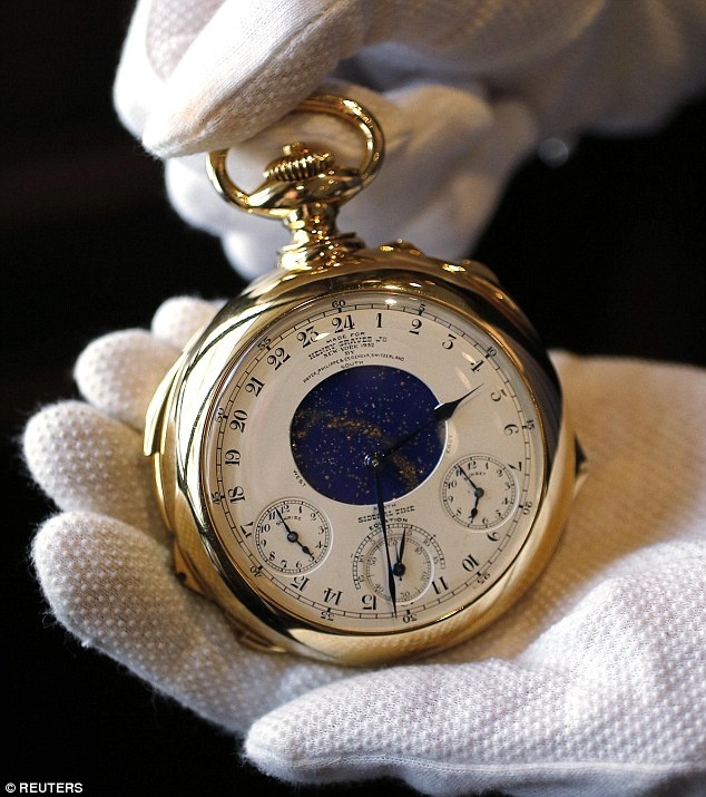 https://www.dailymail.co.uk/news/article-2801752/Gold-pocket-watch-complex-features-stars-Manhattan-set-sell-10-MILLION-auction.html