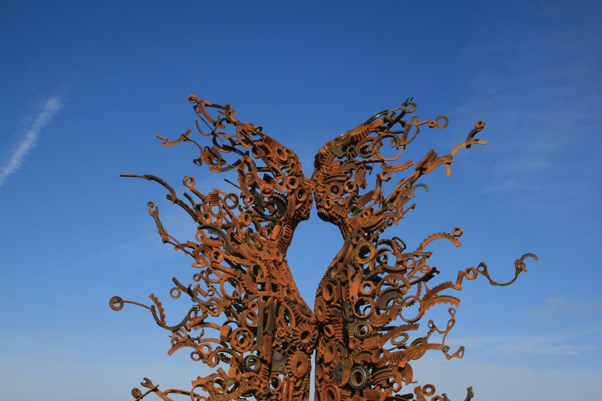 © PennyHardySculpture/ Facebook