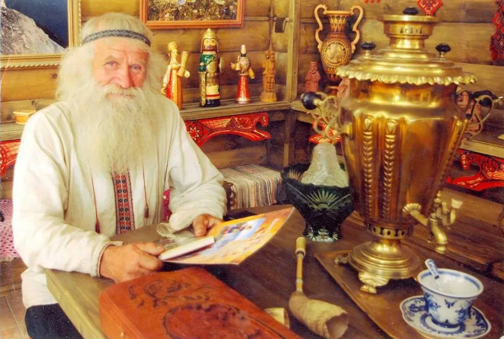 Деревенский знахарь фото  с открытых  источников
