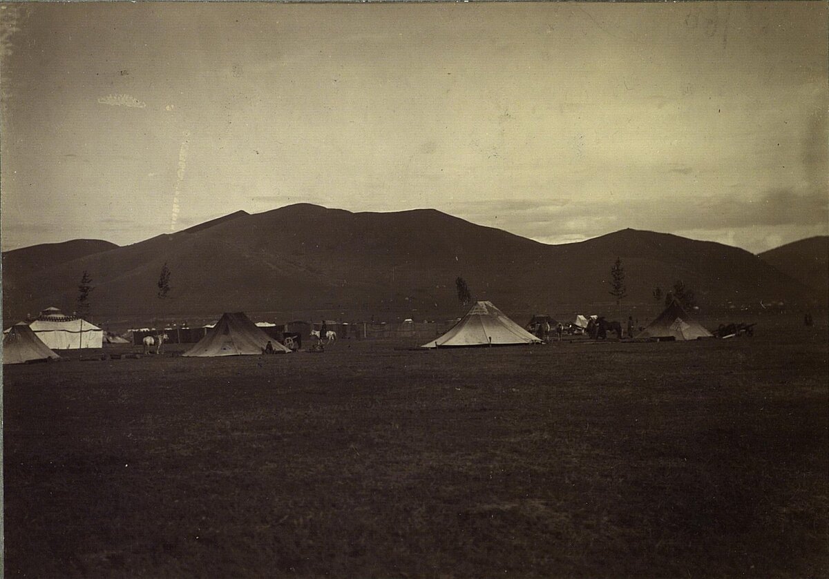 Монголия снять. Монголия 1912. Монголия фото монастырь “Аглаг бутээл“. История Монголии фото чб.