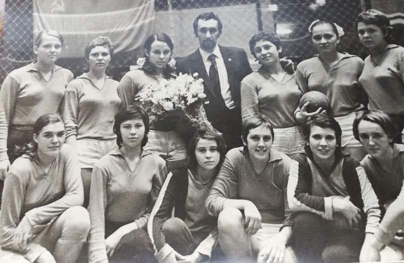 1971 год. Команда Ростова с тренером Эдуардом Фертиком 