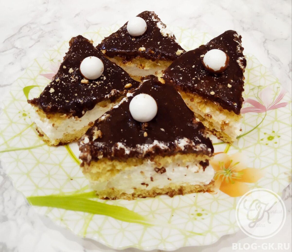 Пирожные с нежным белковым кремом