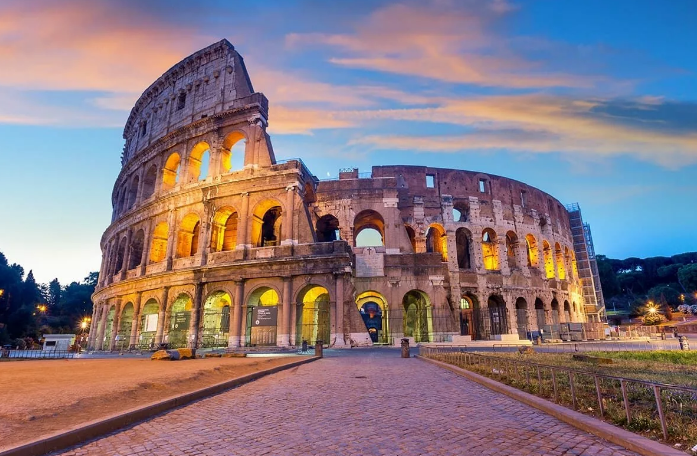 Колизей Рим Италия