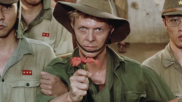 кадр из фильма "Счастливого Рождества, мистер Лоуренс"