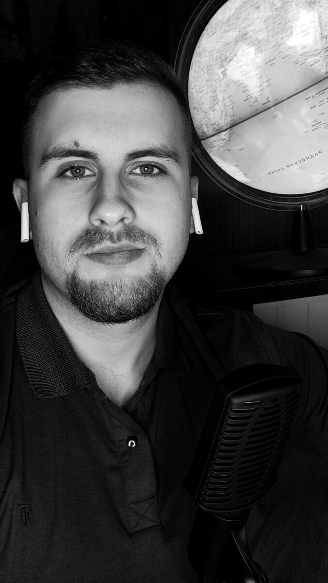 Рабочая атмосфера молодого репетитора