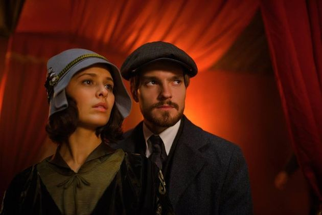 Кадр из сериала «Цыпленок жареный» / фото: kinorium.com