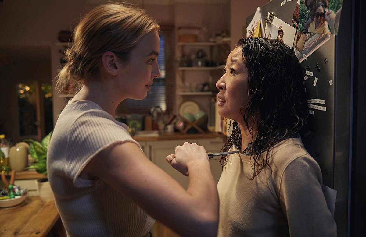 Джоди Комер и Сандра О в сериале «Убивая Еву» (BBC America)