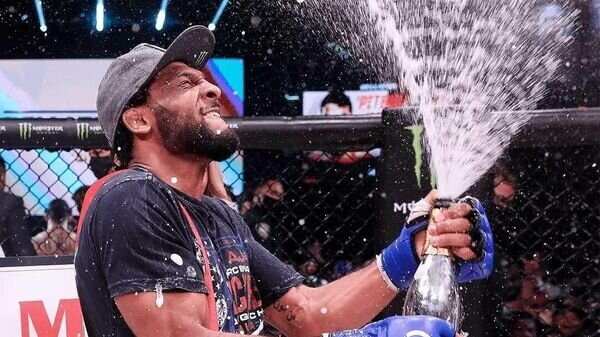    Чемпион Bellator Эй Джей Макки.© Фото : Bellator
