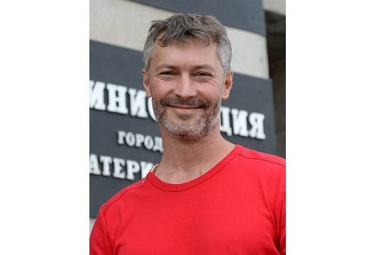    Экс-мэра Екатеринбурга Евгения Ройзмана задержали по уголовному делу о дискредитации российской армии
