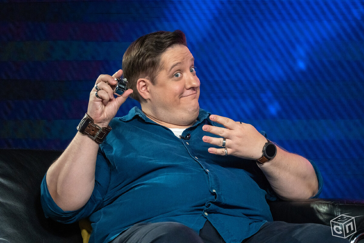 Роман Попов, актёр сериала "Полице