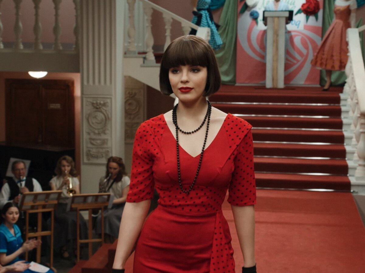 Кадр из сериала «Красная королева»