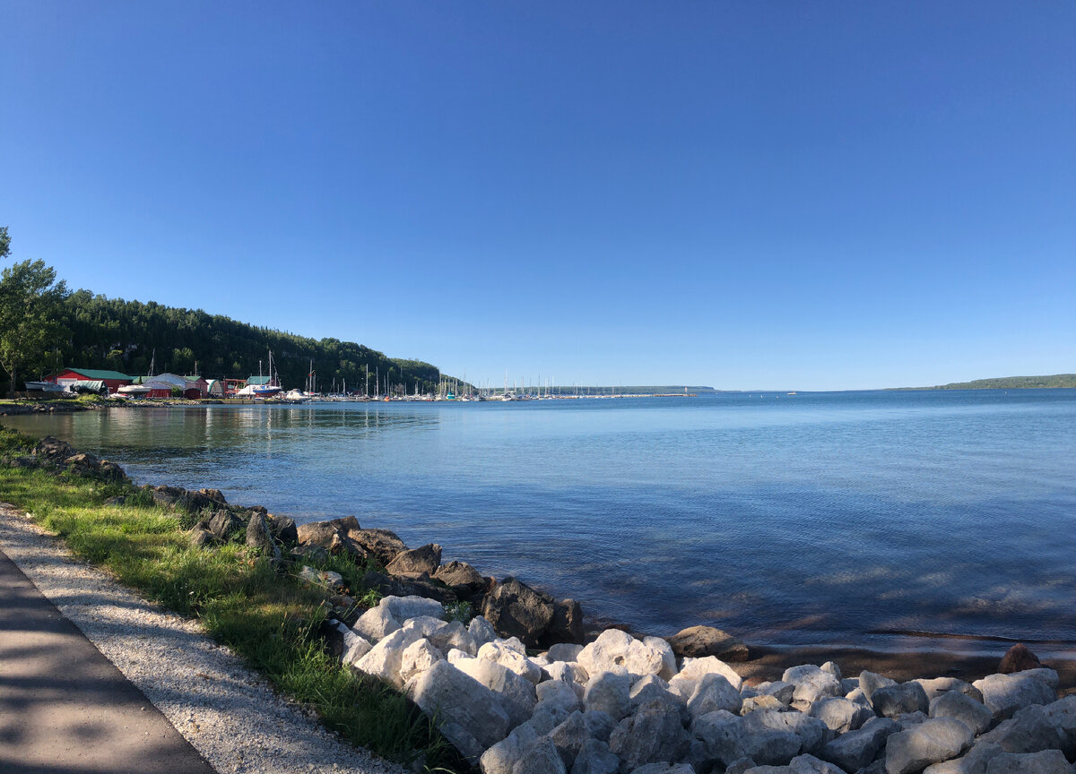 Вид на марину