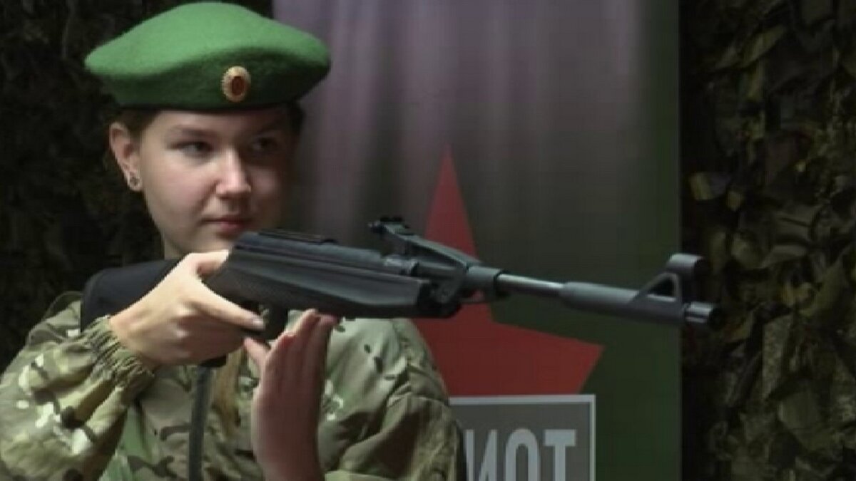    Среди курских школьников выбрали лучших "Ворошиловских стрелков"