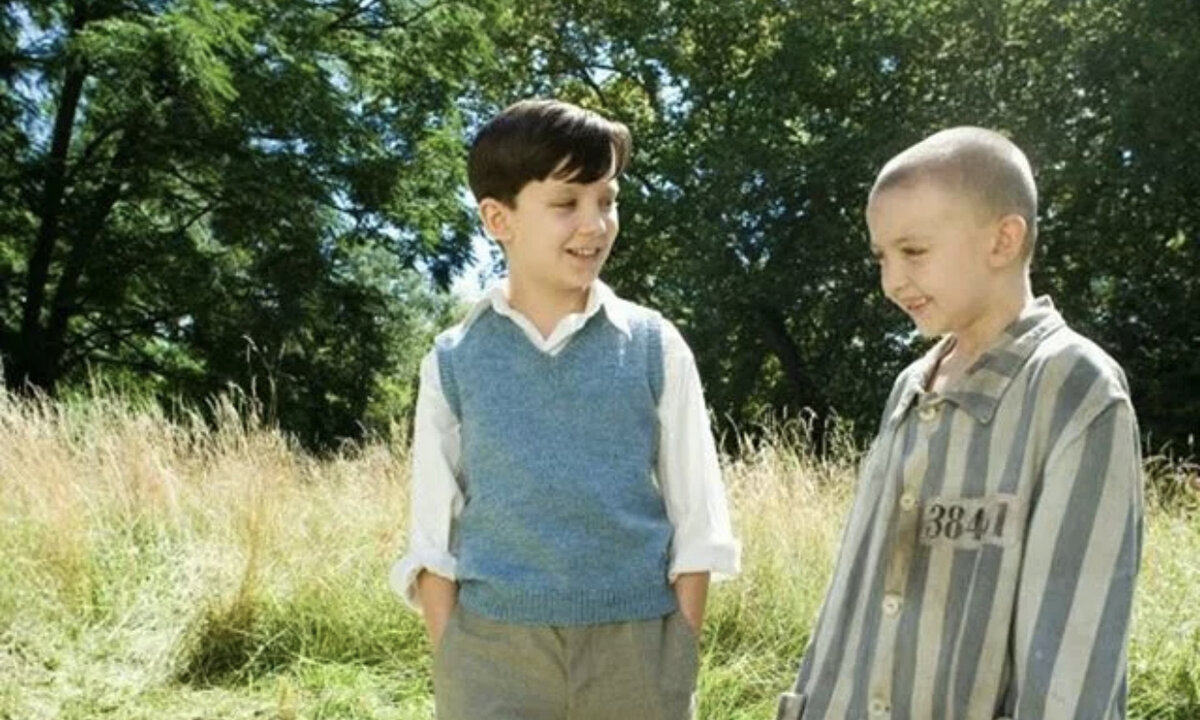 Кадр из фильма «Мальчик в полосатой пижаме»