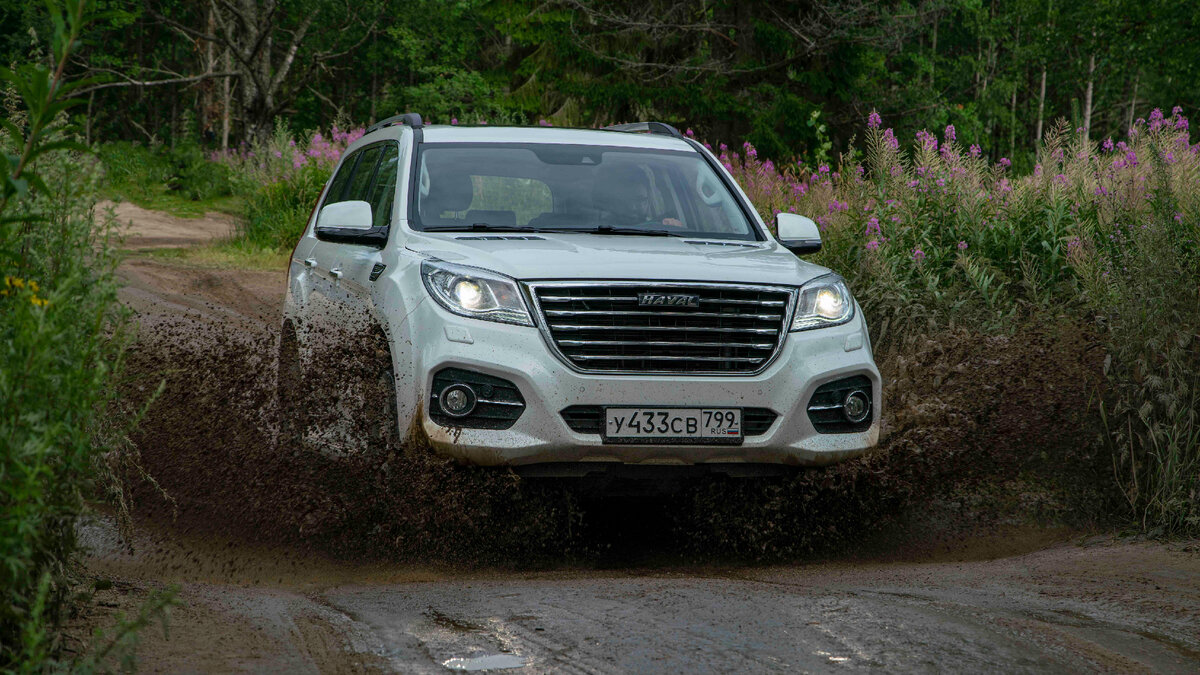 На бездорожье HAVAL H9 может