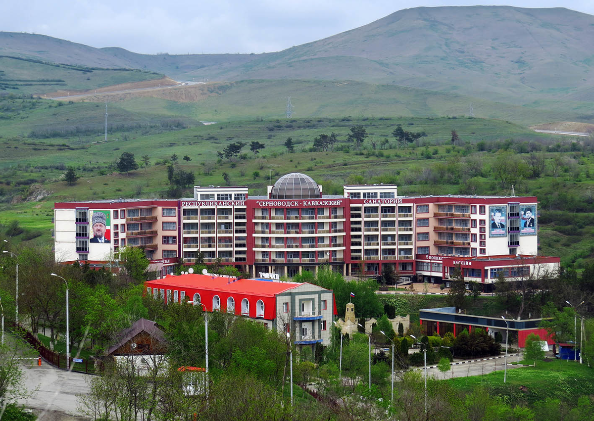 Серноводск кавказский чеченская республика. Курорт Серноводск-кавказский. Серноводск-кавказский, село Серноводское. Серноводск Чечня. Серноводск санаторий.