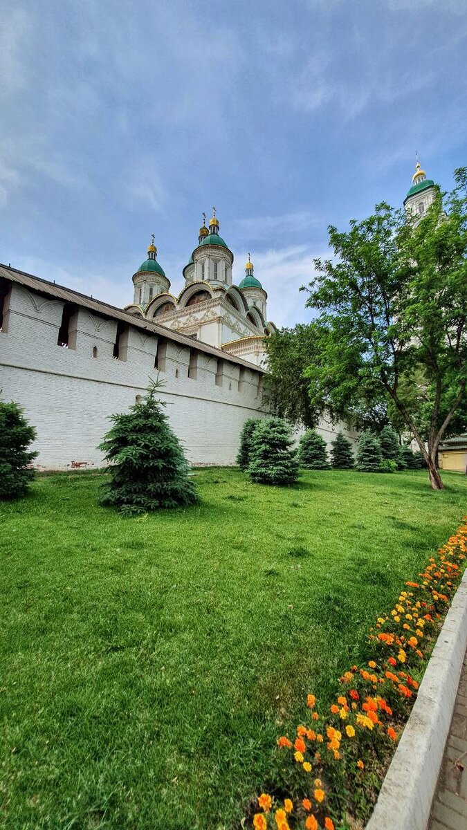 Прогулки по астраханскому Кремлю