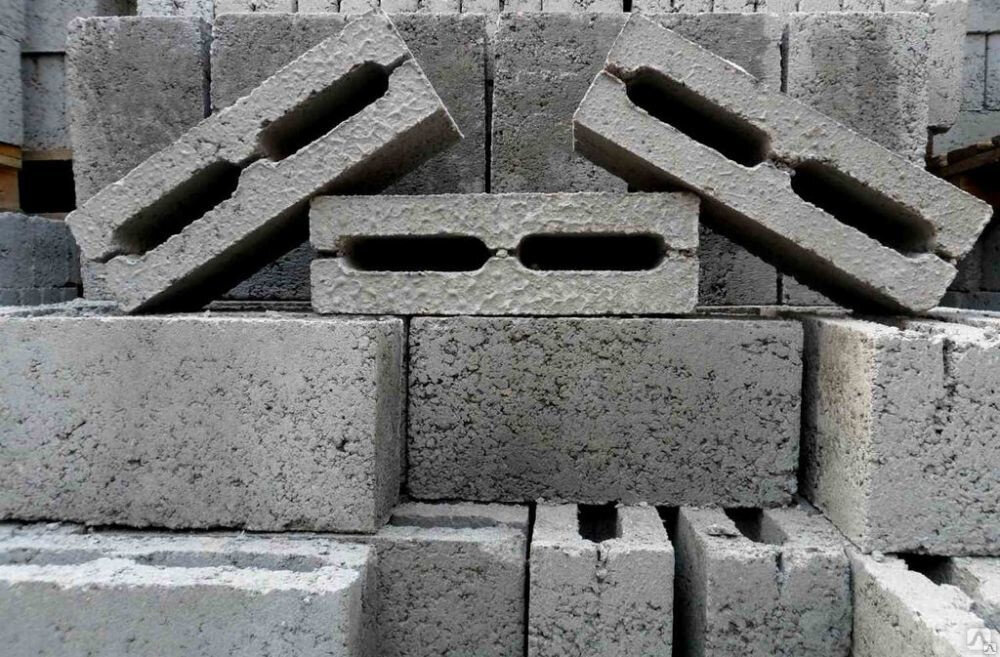 Керамзитобетонные блоки в ассортименте)) 