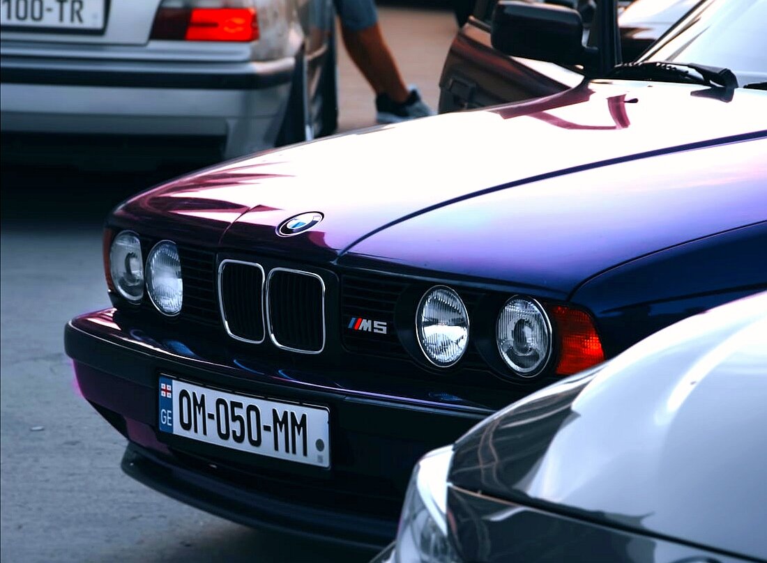 BMW M5 E34