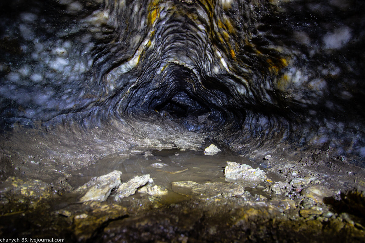 Золотая пещера Сырейка. Золотая пещера Кинельский район. Золотая пещера Самарская область Сырейка. Золото в пещере. Откройте дверь в золотую пещеру