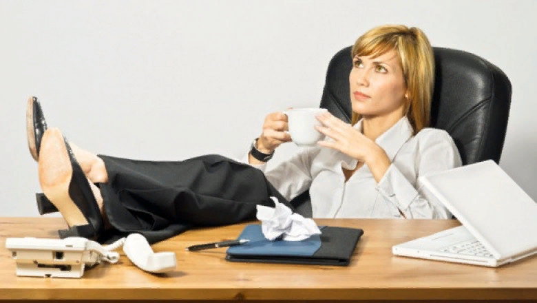 Невольные бездельники на работе