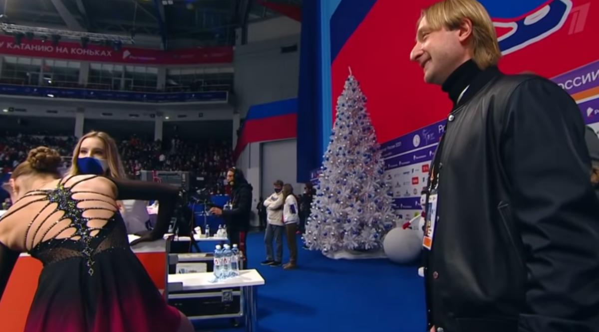 Александра Трусова и Евгений Плющенко. Произвольная программа. Чемпионат России по фигурному катанию 2021. Источник фото: YouTube канал Первого канала.