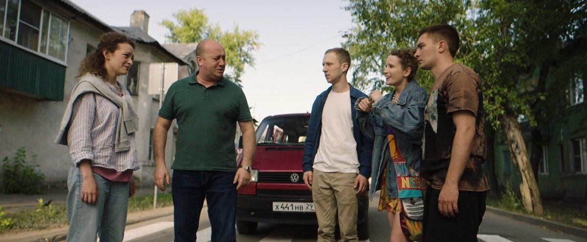 Источник фото: https://www.kino-teatr.ru/kino/movie/ros/134863/foto/978817/
