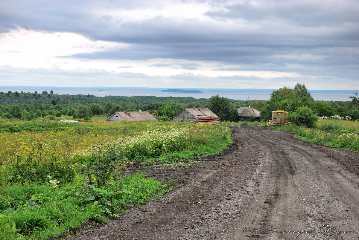 Вид на Онежское озеро из Кузаранда.