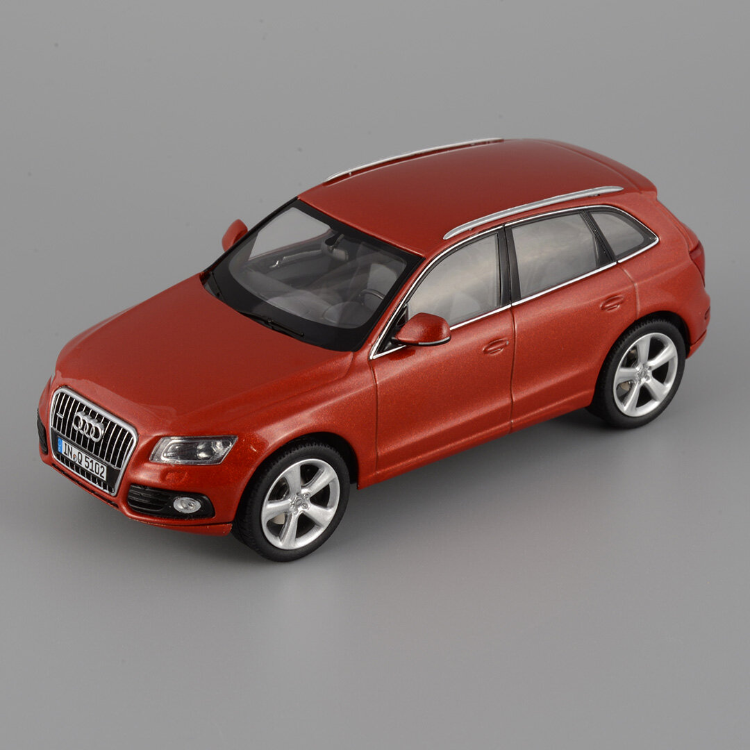 Масштабная копия автомобиля Audi Q5 от Schuco, рестайлинг 2012 года в масштабе 1:43