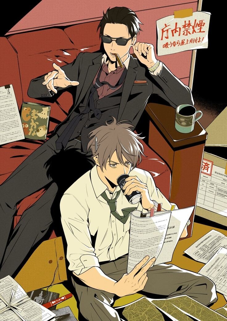 Дайскэ Камбэ (на диване) и Хару Като (на полу)