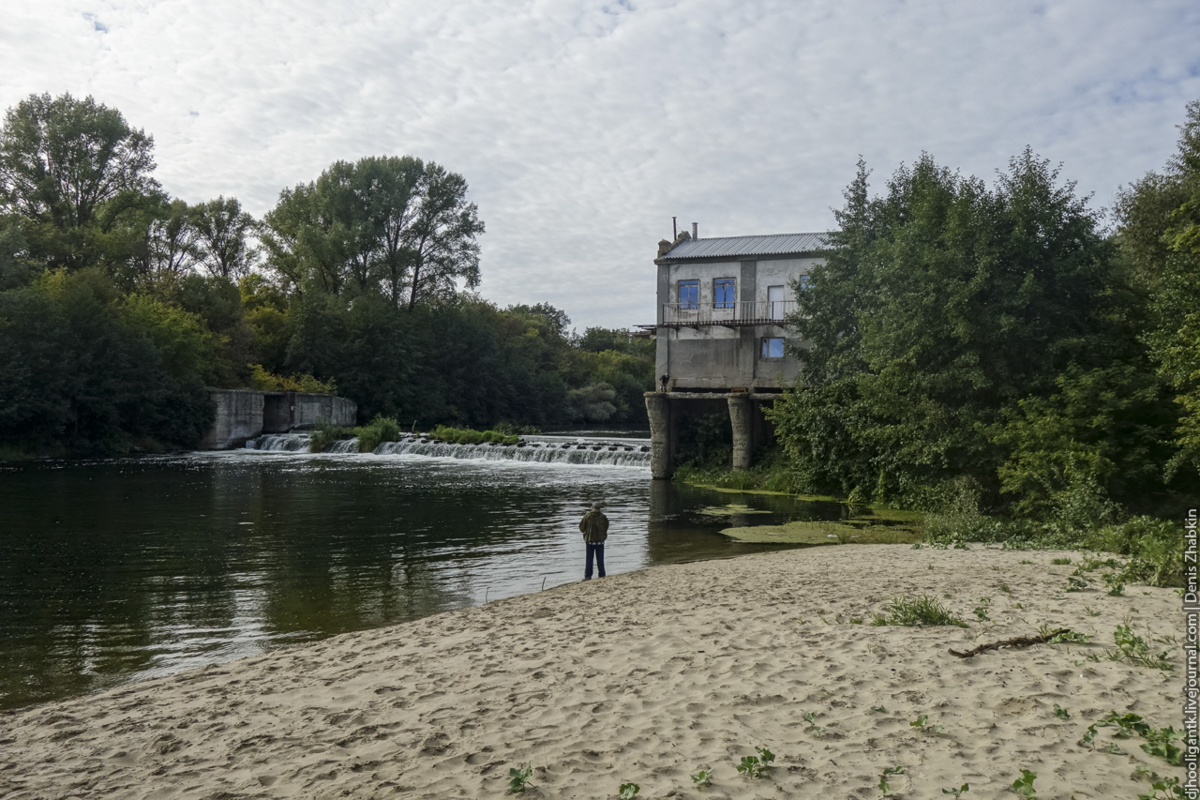 Лысые горы Саратовская область. Лысые горы Саратов водопад. Лысые горы дамба. Водопады на Медведице Саратовская область лысые горы.