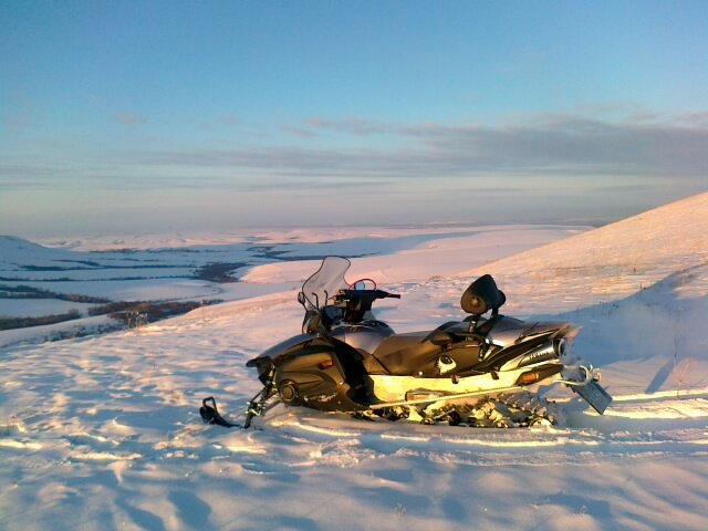 Красота! Venture RS везет не только по путикам!  Источник фото - snowmobile.ru