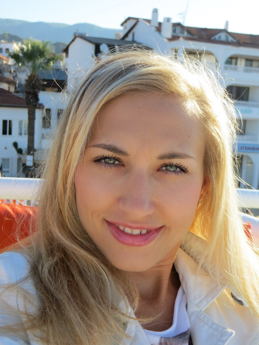                                          Глаза полные счастья!