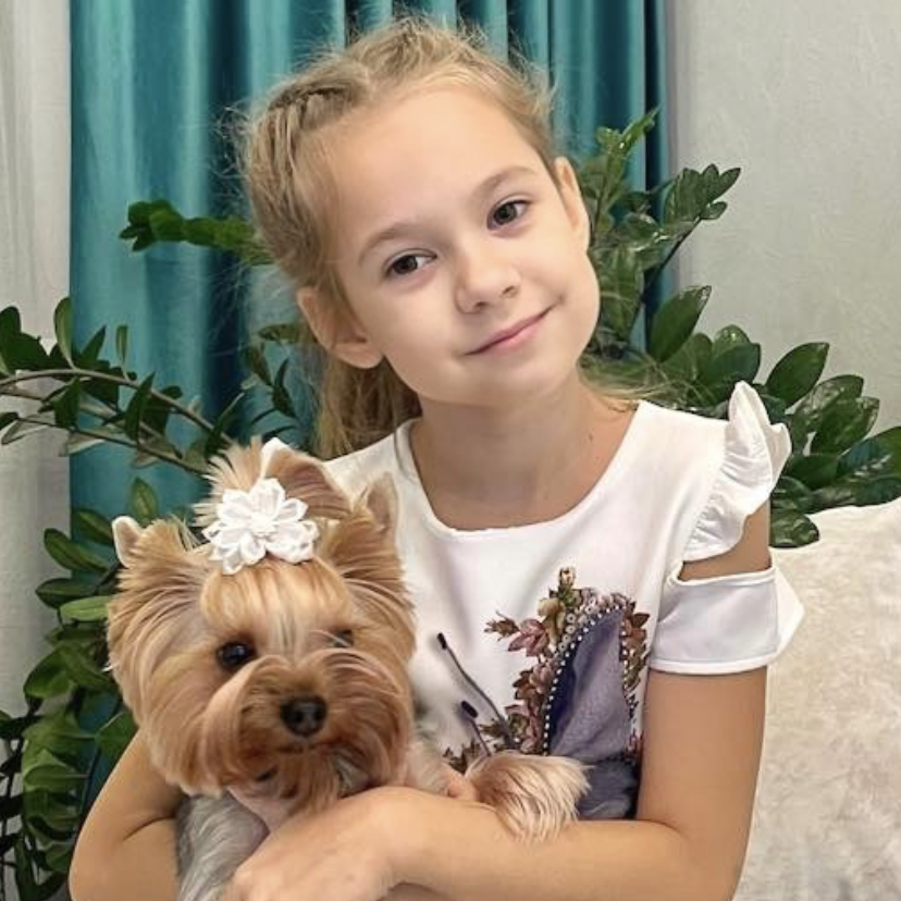 Для Насти любимый пёс — это память о папе и большая поддержка