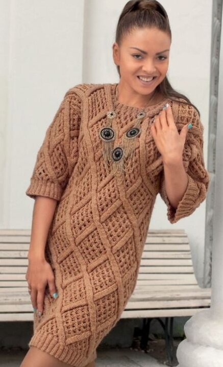 Вязаное платье с узором "Ромб"