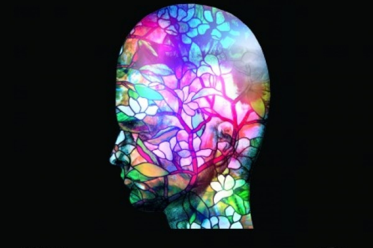    Создатели спектакля "Эмиль Большая Голова" рекомендует его для семейного просмотра.