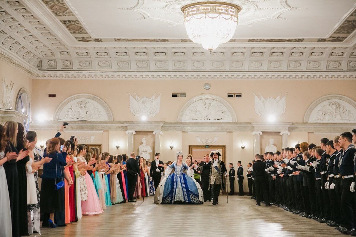 Гости на балу