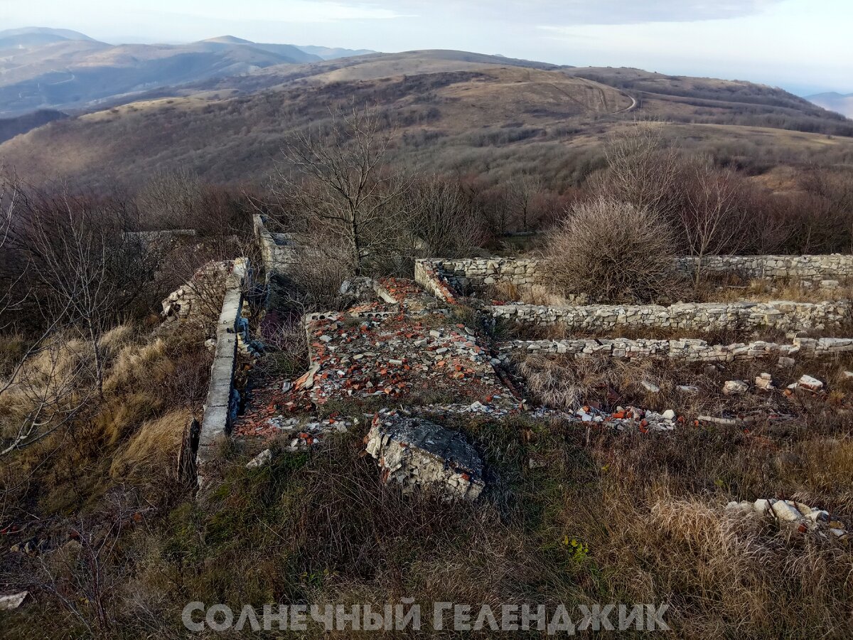 Заброшенная воинская часть в Геленджике | Солнечный Геленджик | Дзен