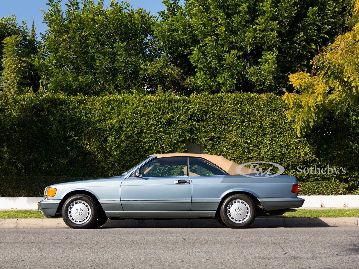 Mercedes-Benz 560 SEC 1986 года, продан на Sotheby's