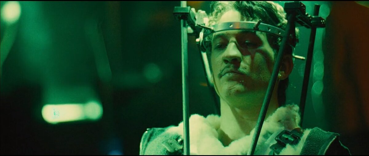 Кадр из фильма "Пазманский дьявол" 