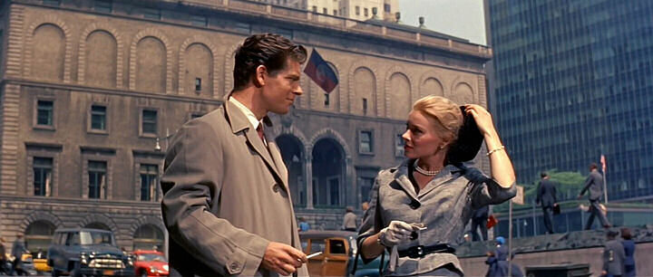 В общественном пространстве