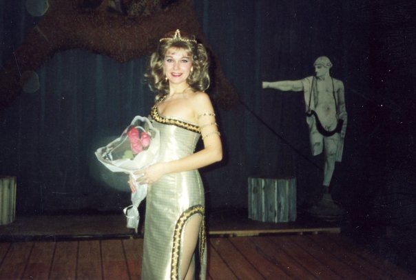 фото из личного архива, после спектакля Прекрасная Елена.