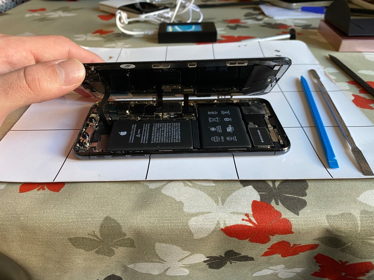 Вскрытие Телефона