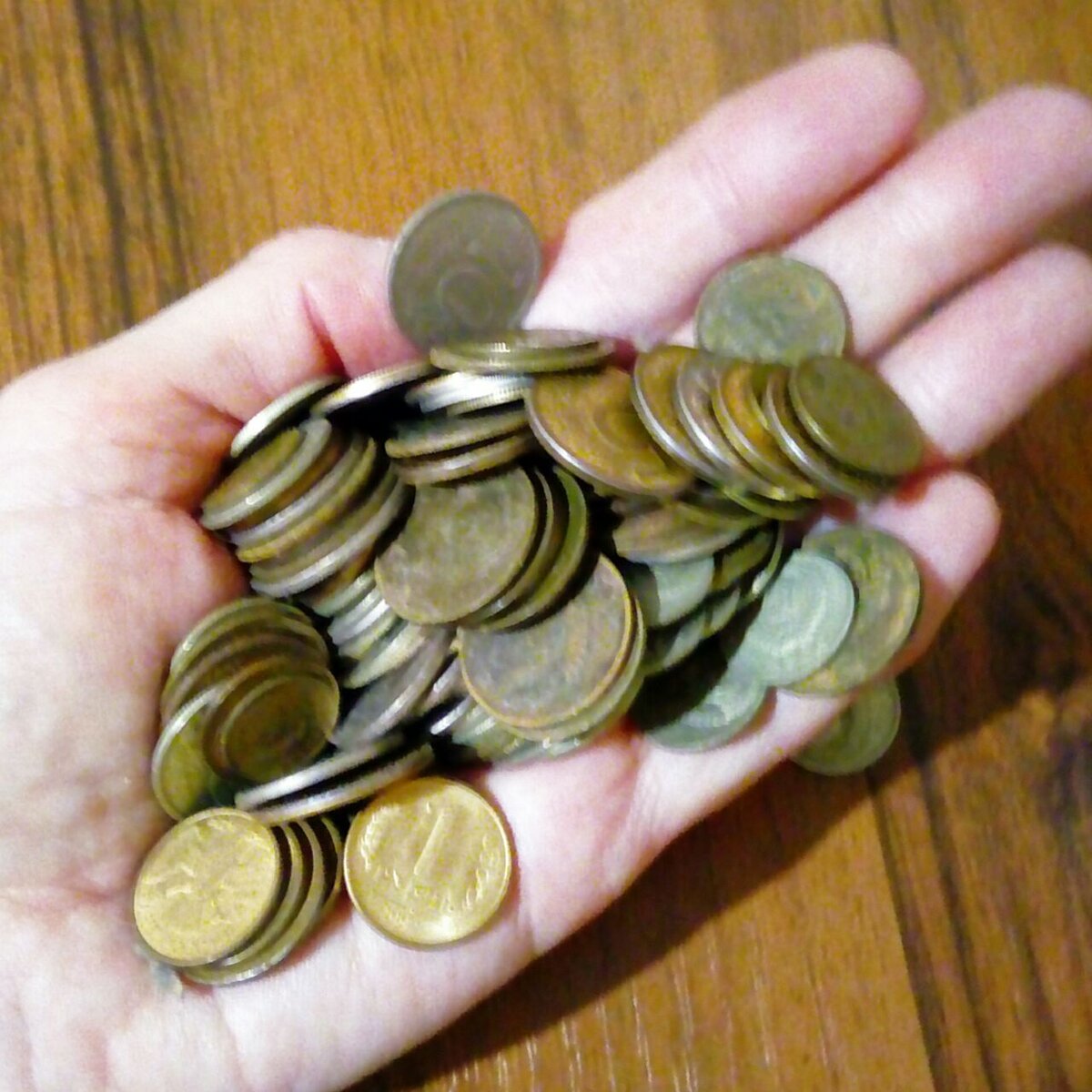 Деньги из старой копилки.