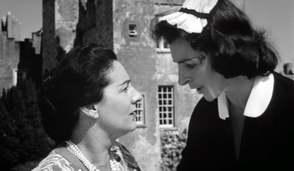 Дебютный фильм «Безумие 13» ( Dementia 13) Фрэнсис Форд Коппола снимал в Европе и это сильно сказалось на атмосфере ужастика. 